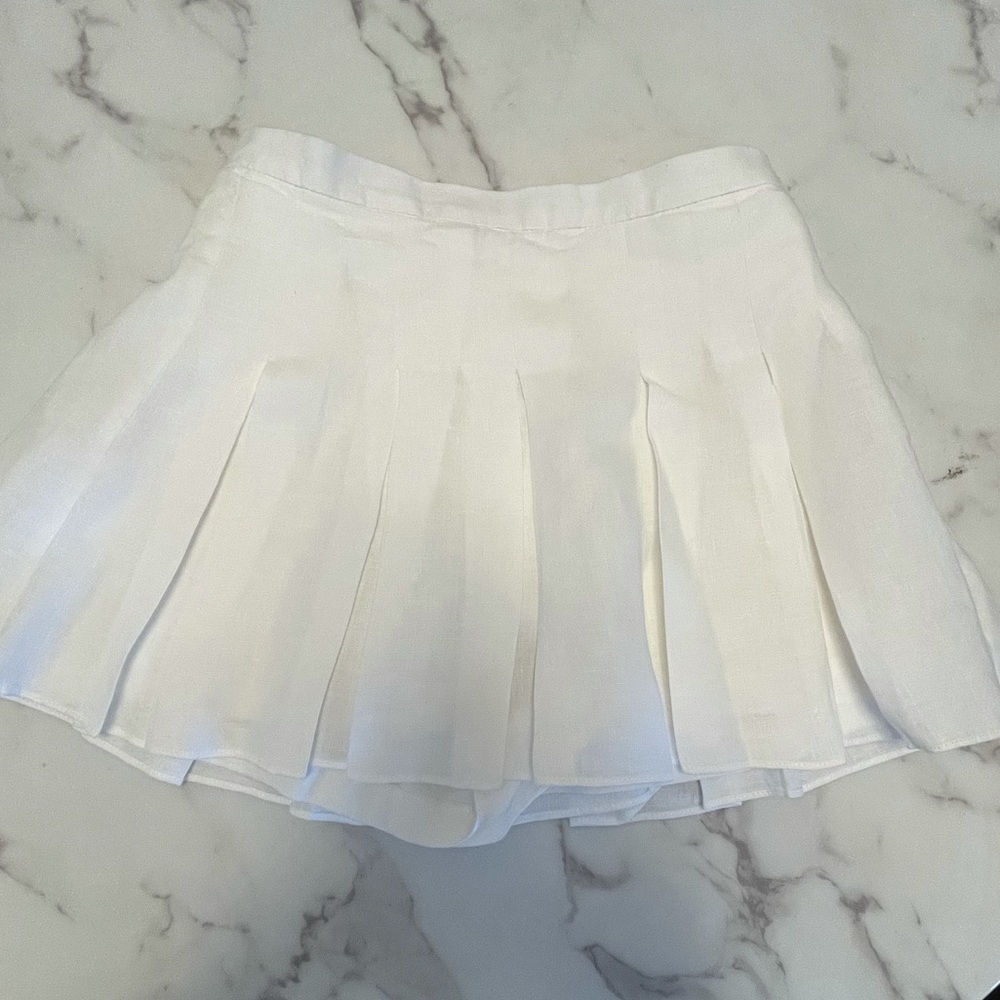 SOLD Amanda Uprichard x Revolve Linen Dixon Skort - Picture 4 of 5